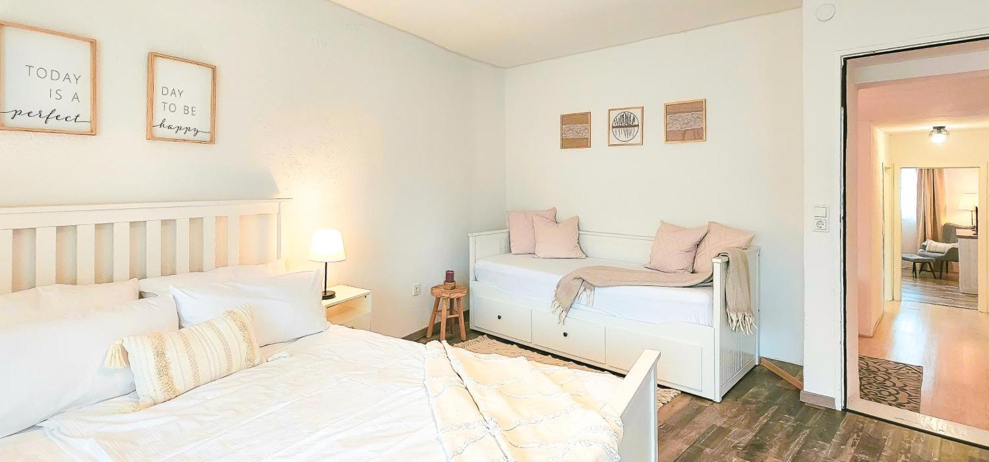 Apartment Suedwind - Beautiful Premium Apartment With 2 Bedrooms Near Rhine Falls & Zurich Airport In Klettgau Weisweil  Luaran gambar